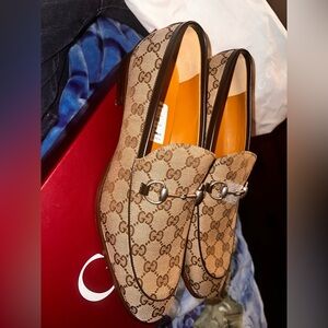 Men’s Gucci loafers